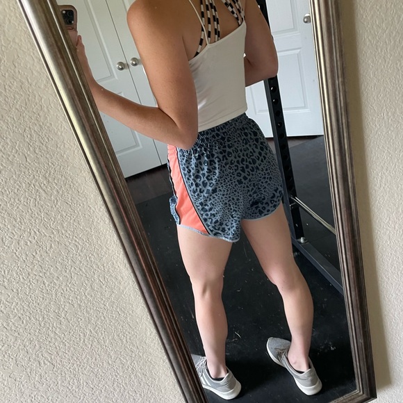 Cheetah print Nike dri-fit shorts - Picture 4 of 5